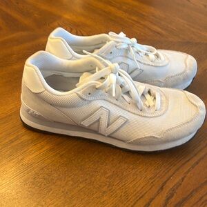 Womens White new balance sneakers size 10